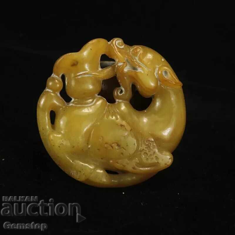 260.55 pcs natural jade amulet pixiu with price 69.90 BGN | € 35.74 260.55 pcs natural jade amulet pixiu with price 69.90 BGN | € 35.74