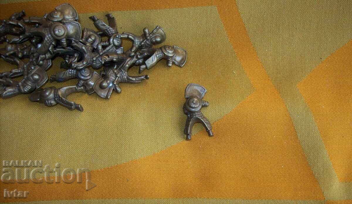Lot of metal figurines, soldiers - 5