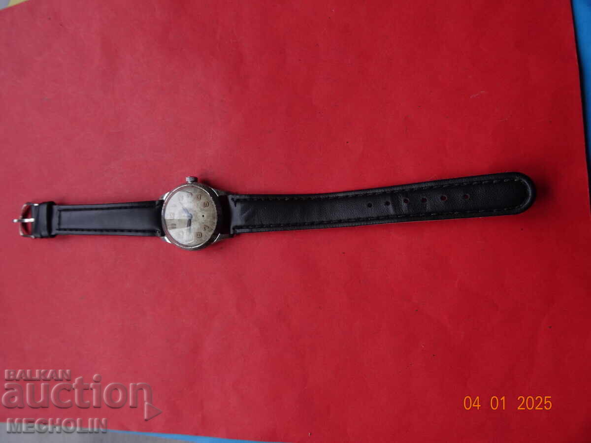 OLD RUSSIAN COLLECTIBLE WATCH VICTORY 1960 with price 20.00 BGN | € 10.23 OLD RUSSIAN COLLECTIBLE WATCH VICTORY 1960 with price 20.00 BGN | € 10.23