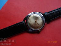 OLD RUSSIAN COLLECTOR'S WATCH VOSTOK 18 K 2209