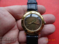 OLD RUSSIAN COLLECTIBLE CARDI VOSTOK COMMANDER WATCH