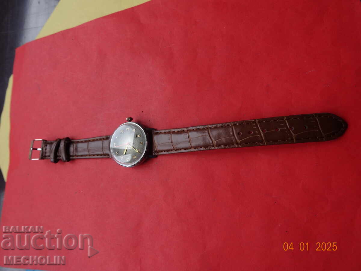 OLD RUSSIAN COLLECTOR'S WATCH LUCH 23K SU2209 with price 55.00 BGN | € 28.12 OLD RUSSIAN COLLECTOR'S WATCH LUCH 23K SU2209 with price 55.00 BGN | € 28.12