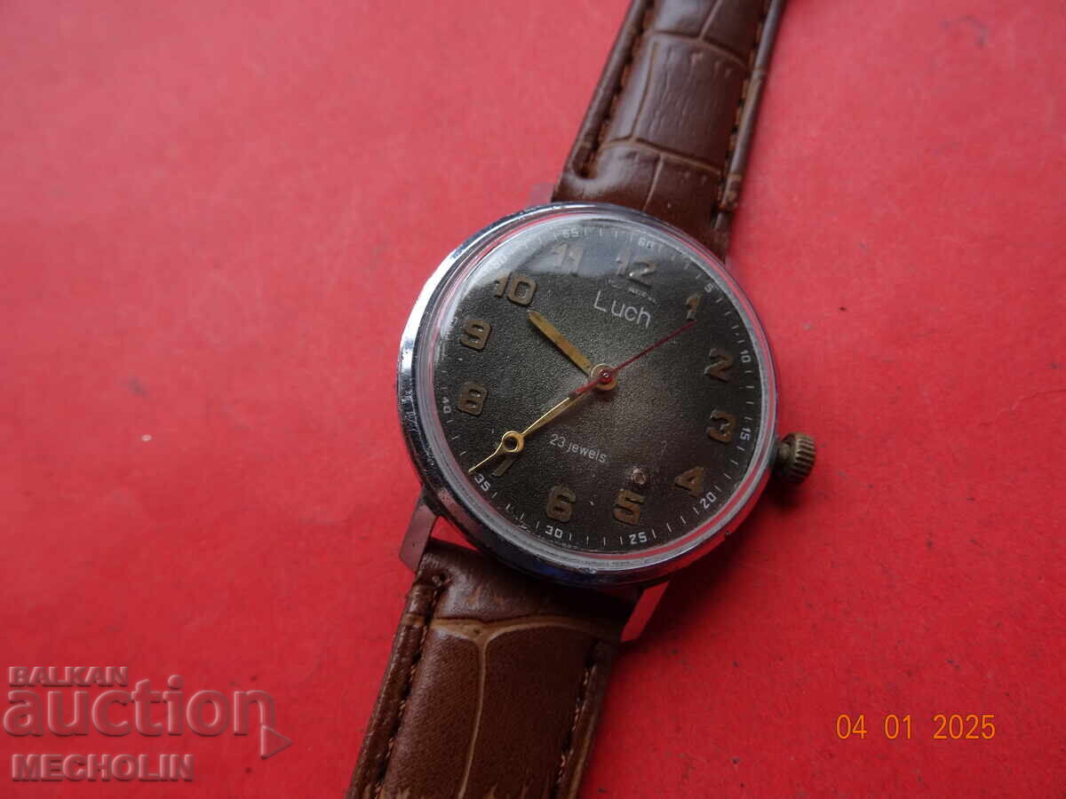 Auction OLD RUSSIAN COLLECTOR'S WATCH LUCH 23K SU2209 Auction OLD RUSSIAN COLLECTOR'S WATCH LUCH 23K SU2209