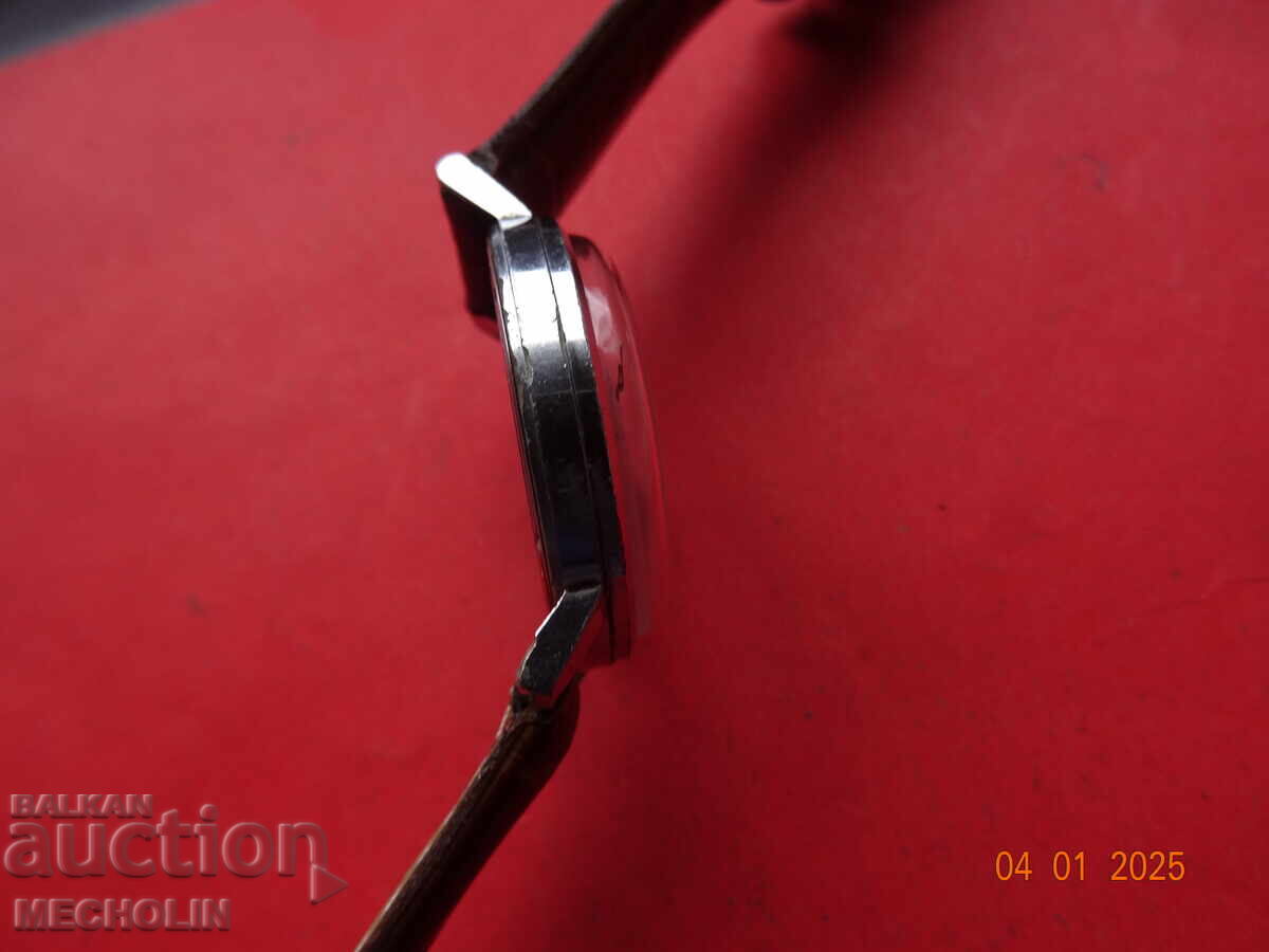 OLD RUSSIAN COLLECTOR'S WATCH LUCH 23K SU2209 - 6 OLD RUSSIAN COLLECTOR'S WATCH LUCH 23K SU2209 - 6