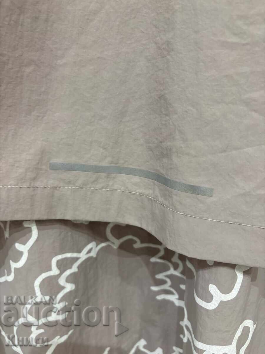 Nike Running Top - size XL - 6 Nike Running Top - size XL - 6