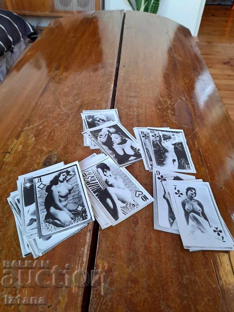 Cărți erotice vechi Poze cu preț 55.00 BGN | € 28.12 Cărți erotice vechi Poze cu preț 55.00 BGN | € 28.12