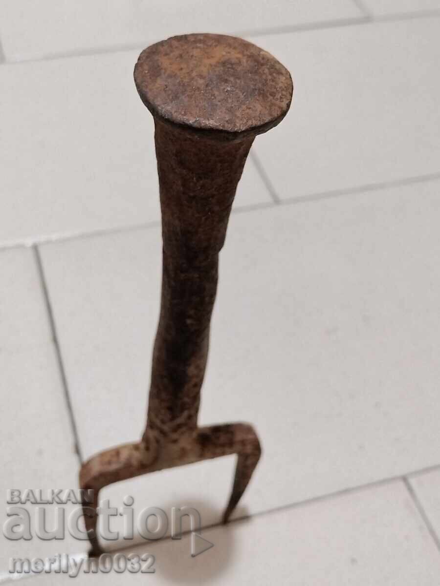 Old hand-forged anvil for hair straightening - 6 Old hand-forged anvil for hair straightening - 6