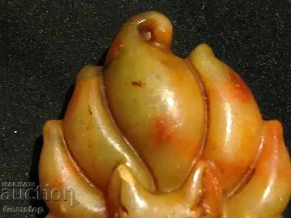 129.40 pcs natural jade amulet fox with price € 50.00 | 97.79 BGN 129.40 pcs natural jade amulet fox with price € 50.00 | 97.79 BGN