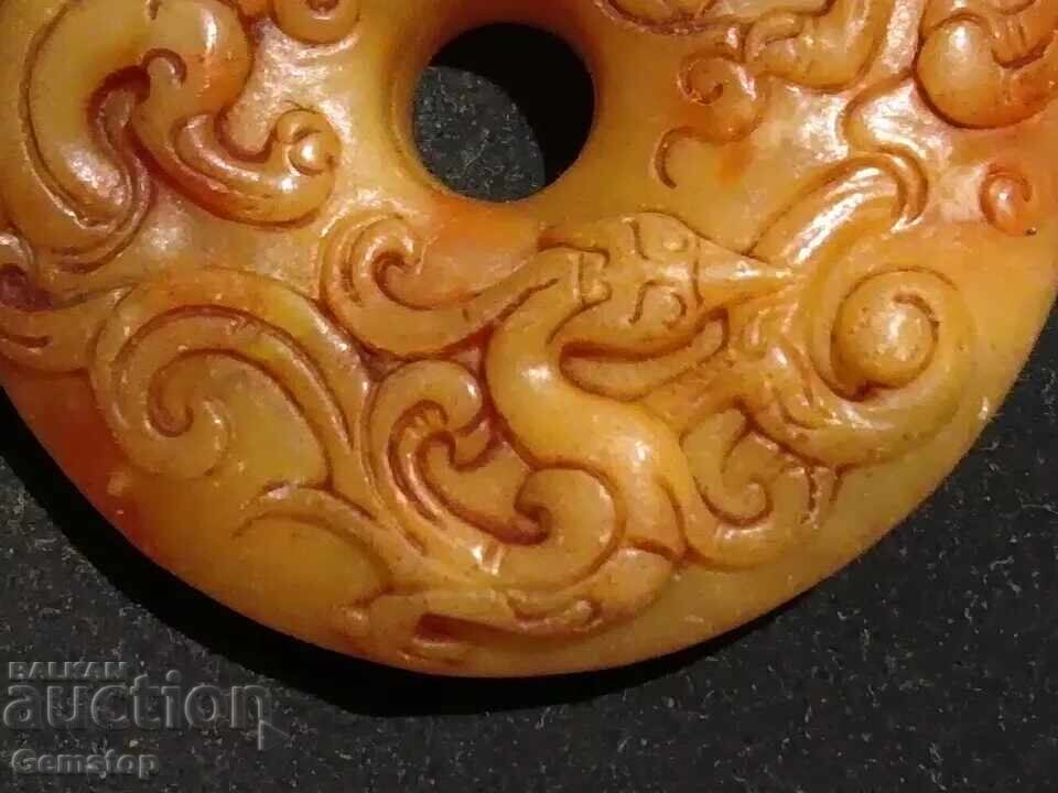 Delivery of 233.95 pcs natural jade amulet dragon and phoenix Delivery of 233.95 pcs natural jade amulet dragon and phoenix