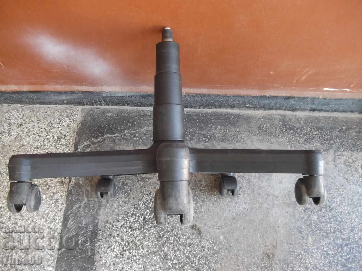 Δημοπρασία Καρέκλα χιαστί με ρόδες και αμορτισέρ αερίου για καρέκλα γραφείου - 3 Δημοπρασία Καρέκλα χιαστί με ρόδες και αμορτισέρ αερίου για καρέκλα γραφείου - 3