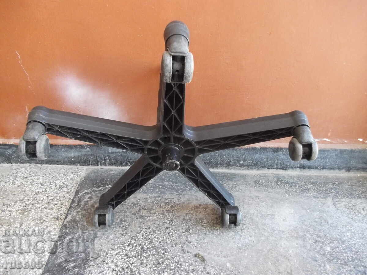 Παράδοση Καρέκλα χιαστί με ρόδες και αμορτισέρ αερίου για καρέκλα γραφείου - 3 Παράδοση Καρέκλα χιαστί με ρόδες και αμορτισέρ αερίου για καρέκλα γραφείου - 3