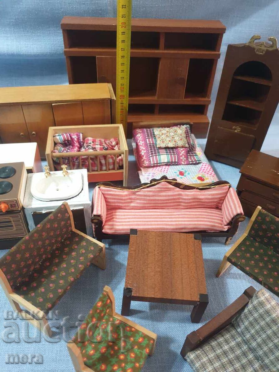 Delivery of Collectible wooden handmade doll furniture Delivery of Collectible wooden handmade doll furniture