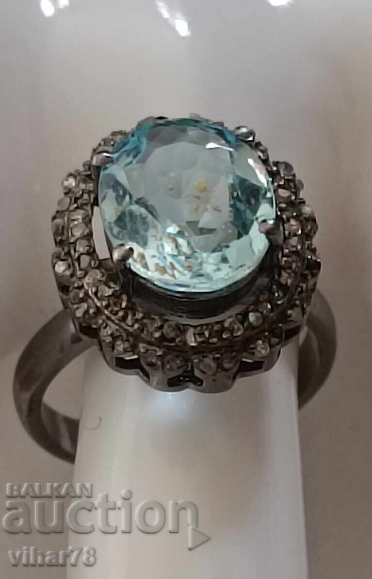 silver ring with aquamarine and surrounded by a scale of diamonds - 5