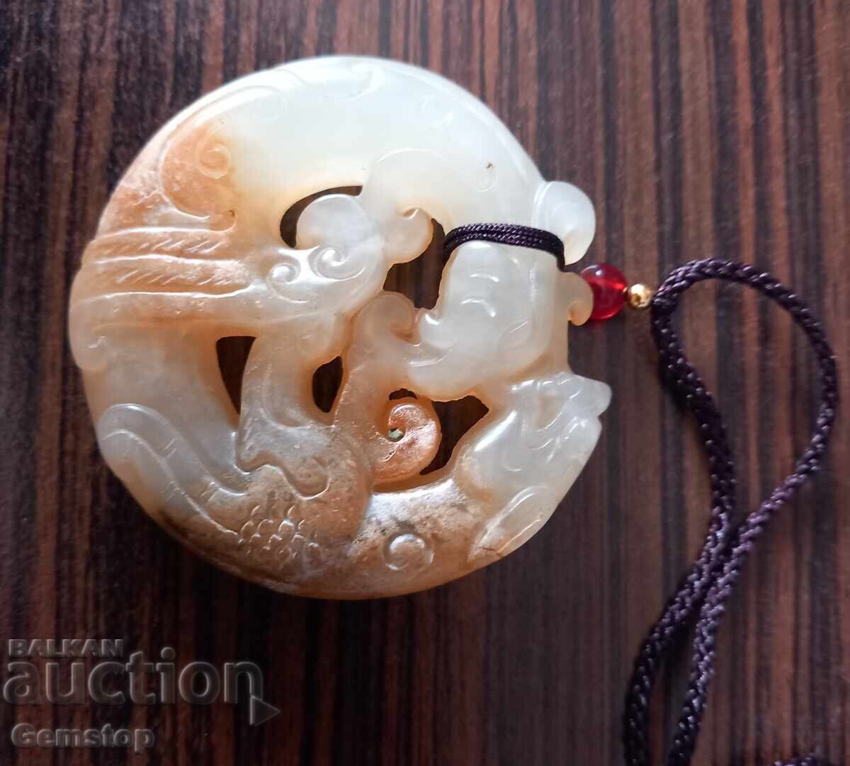 Auction 275.15 pcs natural pendant amulet jade dragon Auction 275.15 pcs natural pendant amulet jade dragon
