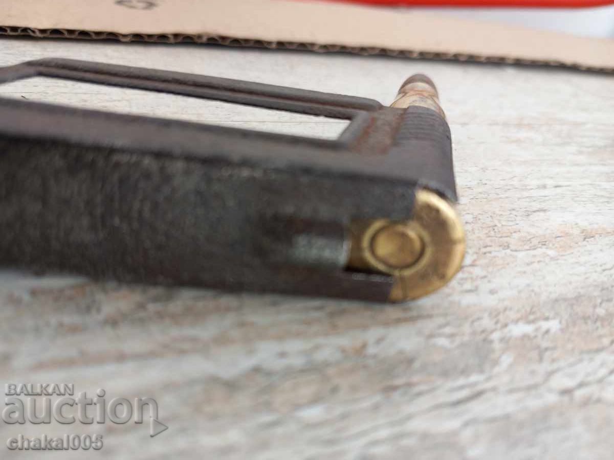 Auction For m 95 Auction For m 95