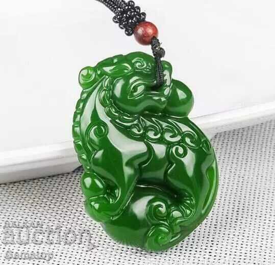 148.85k natural jade dragon pendant