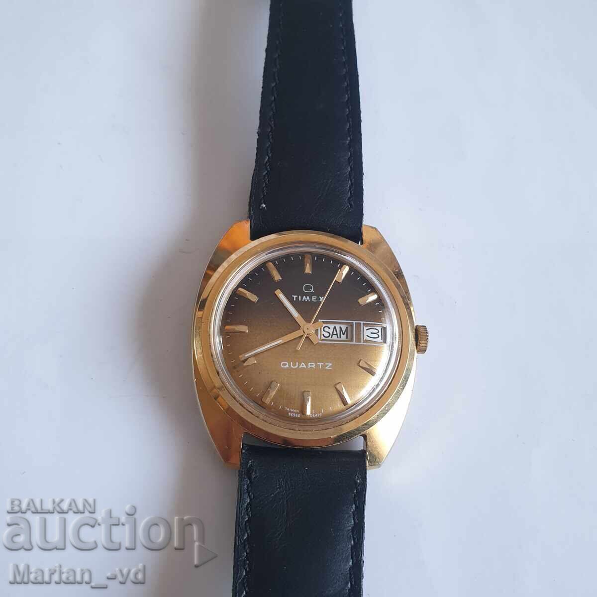 Ανδρικό επιχρυσωμένο ρολόι χαλαζία TIMEX Q - 6