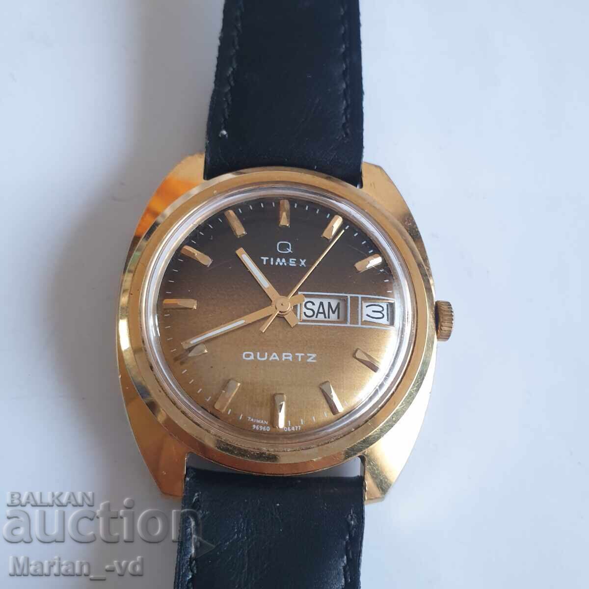 Ανδρικό επιχρυσωμένο ρολόι χαλαζία TIMEX Q - 7