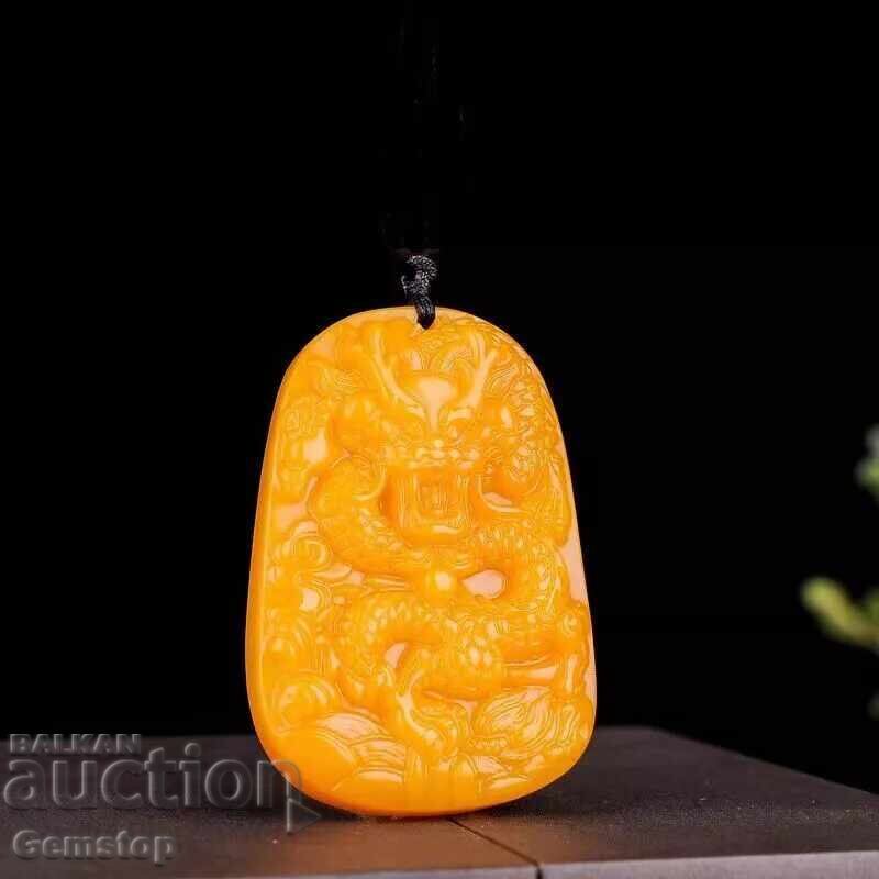 Auction 144.70k natural jade dragon pendant Auction 144.70k natural jade dragon pendant