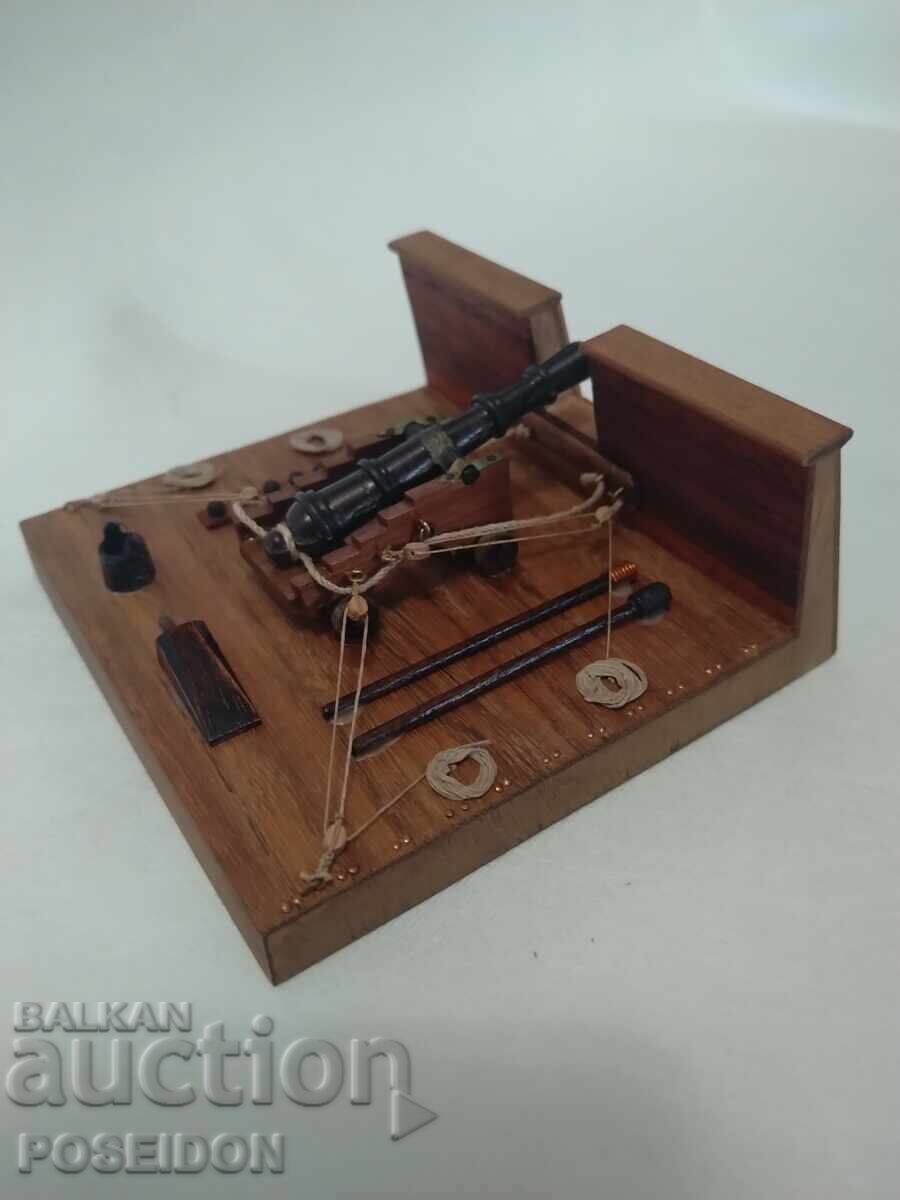 CANNON, CANNON BATTERY ON A SAILING VESSEL, MODEL with price 140.00 BGN | € 71.58 CANNON, CANNON BATTERY ON A SAILING VESSEL, MODEL with price 140.00 BGN | € 71.58