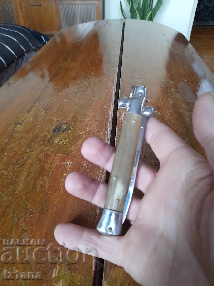 Auction  Old automatic knife