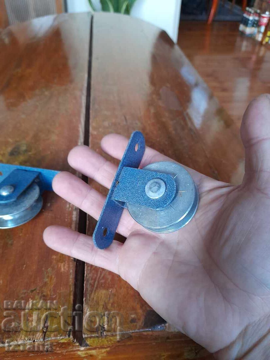 Old reels, wheels for space with price 27.00 BGN | € 13.80 Old reels, wheels for space with price 27.00 BGN | € 13.80
