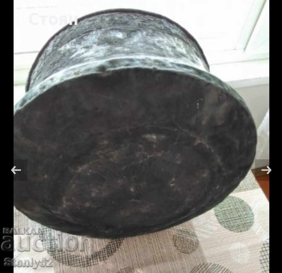 Large copper boiler-20 l. with price 160.00 BGN | € 81.81 Large copper boiler-20 l. with price 160.00 BGN | € 81.81