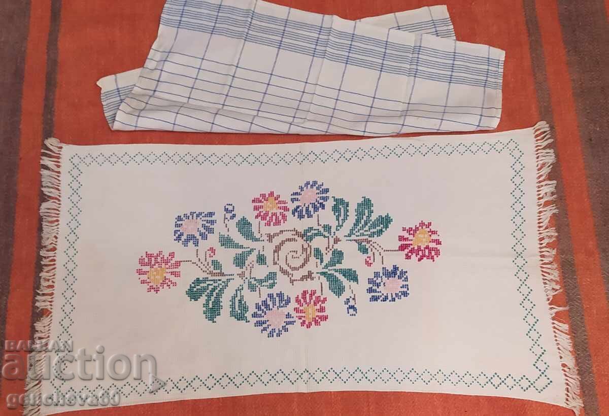 Batista si mezel vintage brodate Batista si mezel vintage brodate