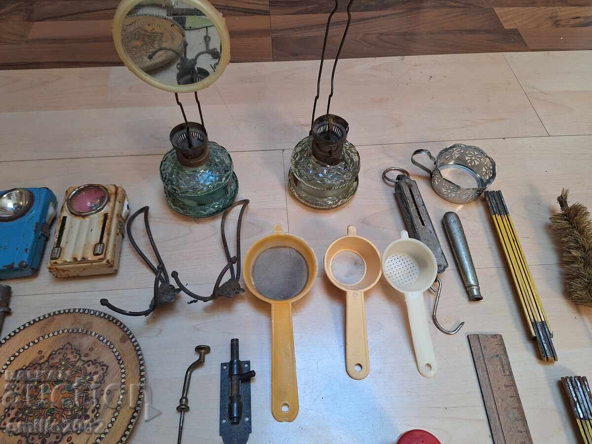 Delivery of Retro gas lamps, flashlight and miscellaneous items
