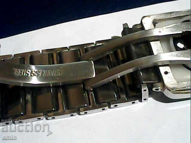 Gorgeous RADO watch works, batteries are good - 7