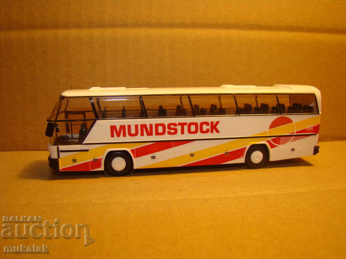 RIETZE H0 1/87 MODEL NEOPLAN TROLLEY AUTOBUZ