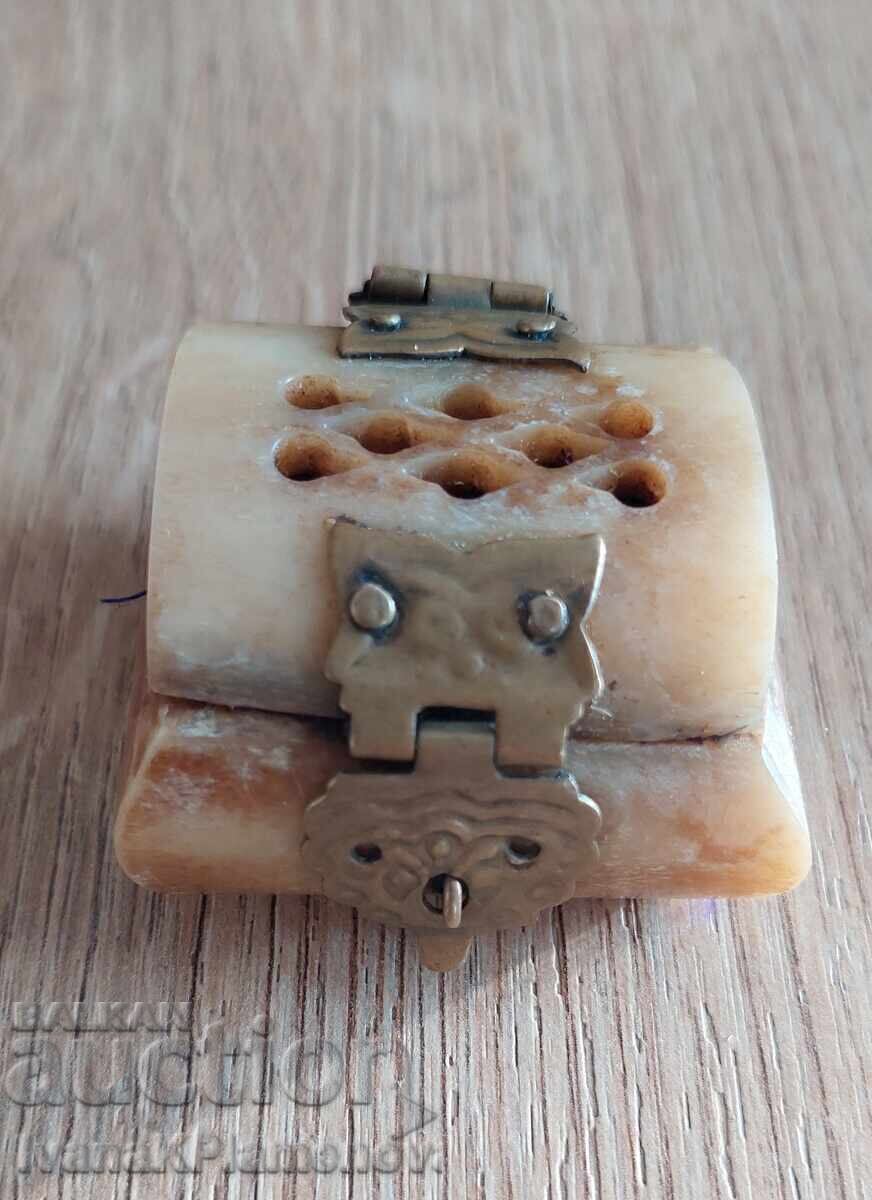 Bone box for collectors Bone box for collectors