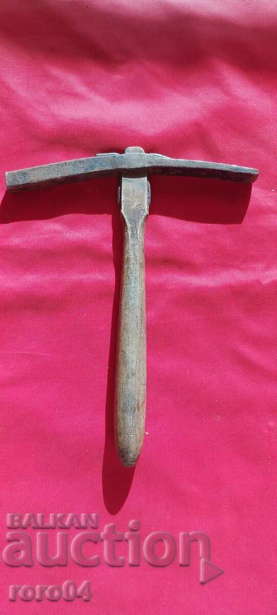 HAMMER - CRAFTSMAN - EXCELLENT