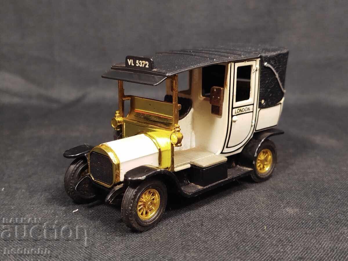 OLD RETRO METAL TROLLEY UNIC TAXI MATCHBOX MOY CHINA with price 20.00 BGN | € 10.23 OLD RETRO METAL TROLLEY UNIC TAXI MATCHBOX MOY CHINA with price 20.00 BGN | € 10.23