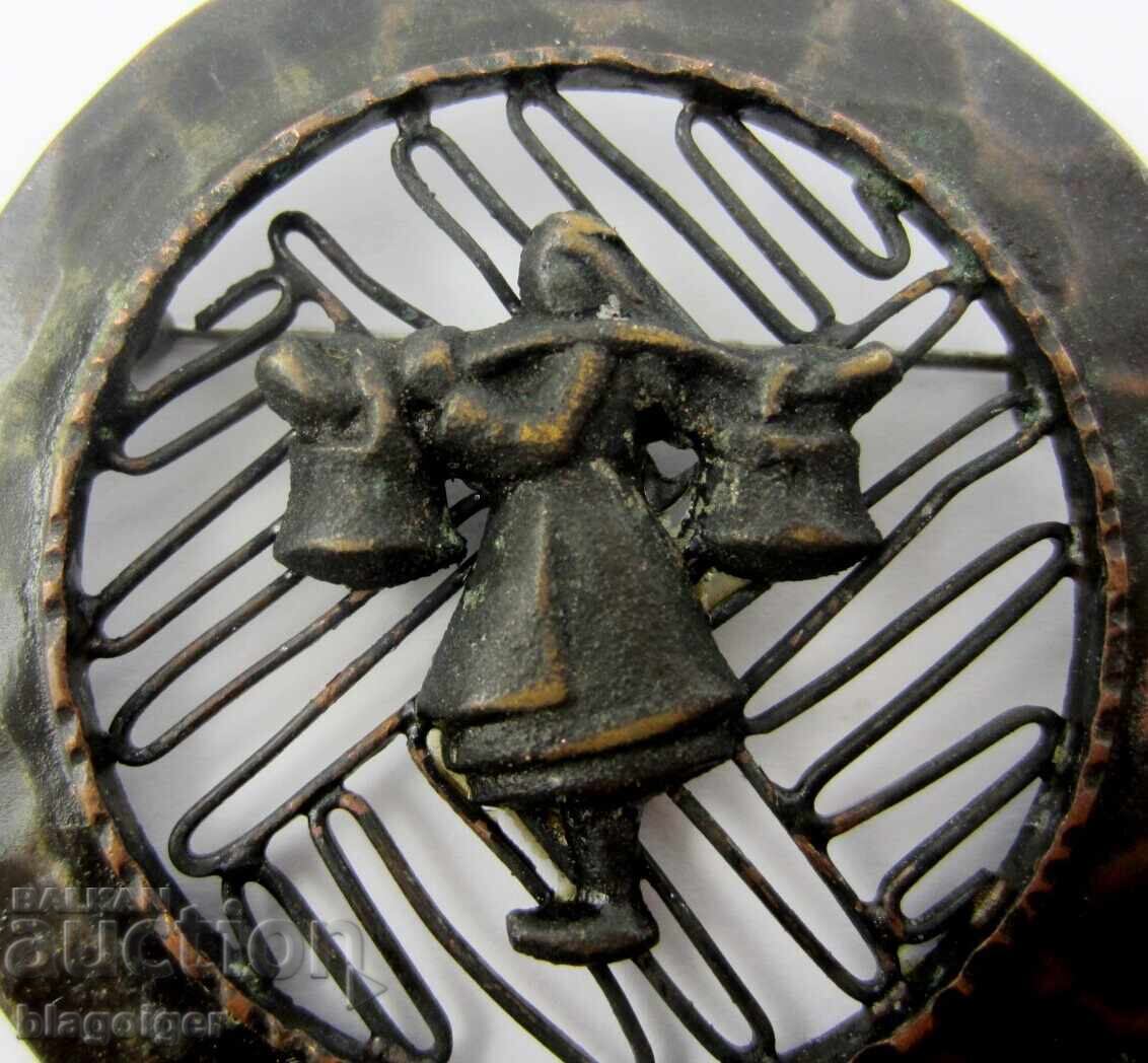 Delivery of Old copper brooch-Folklore-Beat-Traditions Delivery of Old copper brooch-Folklore-Beat-Traditions