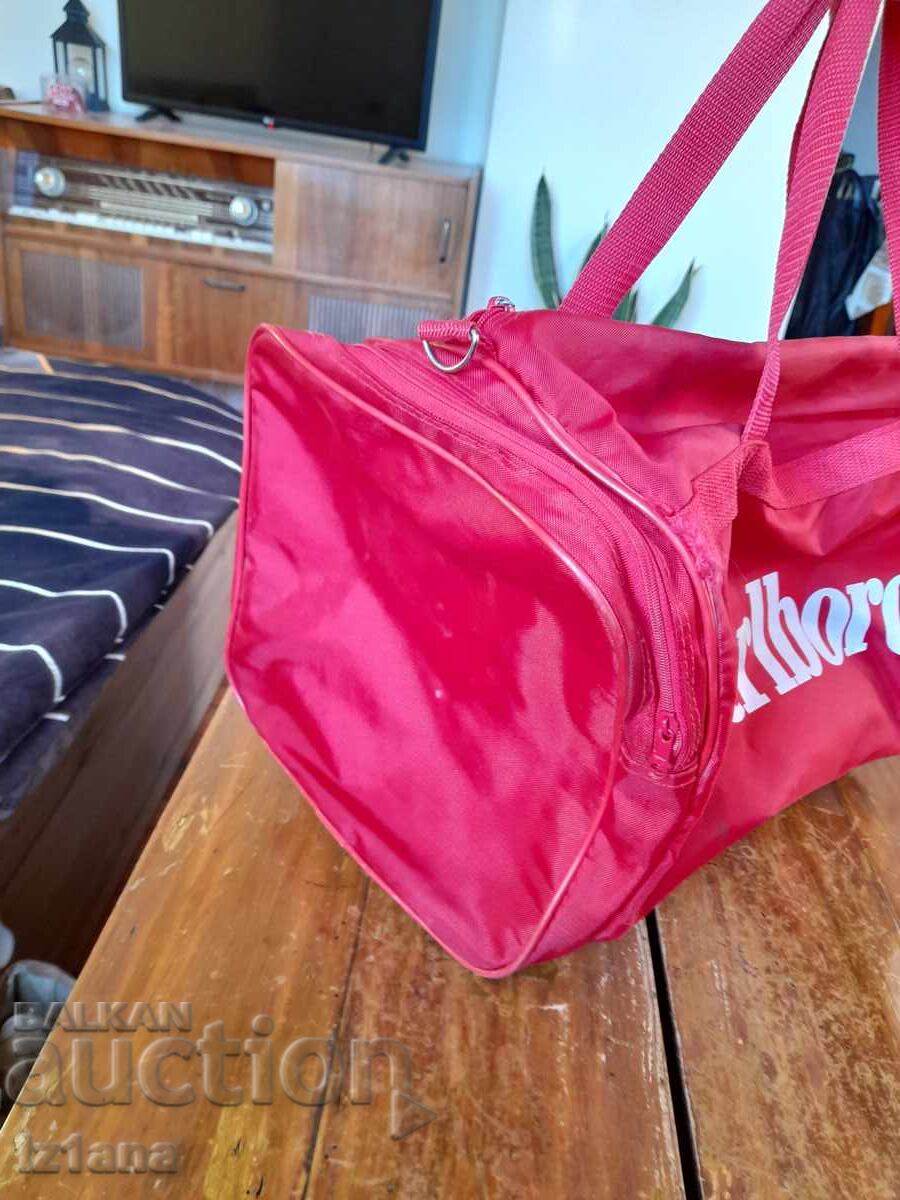 Auction Old bag, Marlboro bag Auction Old bag, Marlboro bag