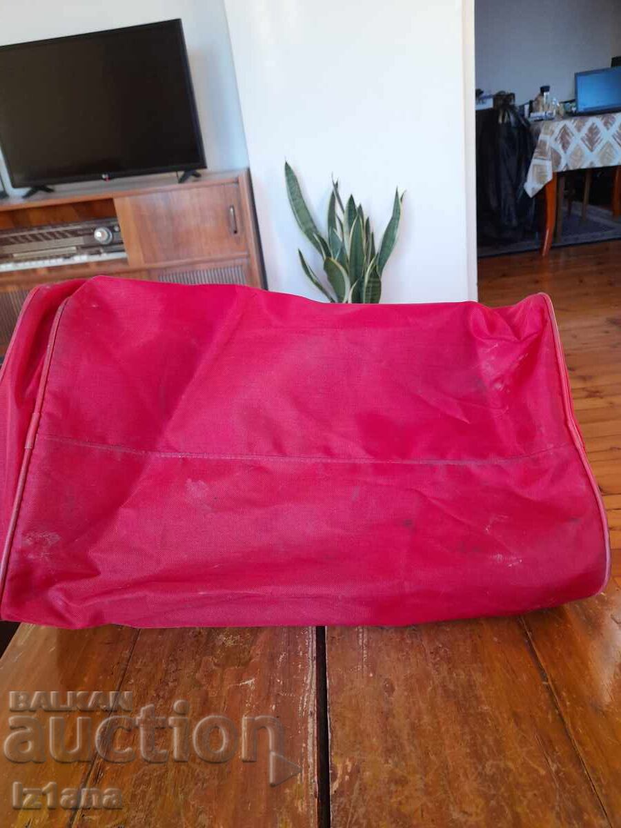 Delivery of Old bag, Marlboro bag Delivery of Old bag, Marlboro bag