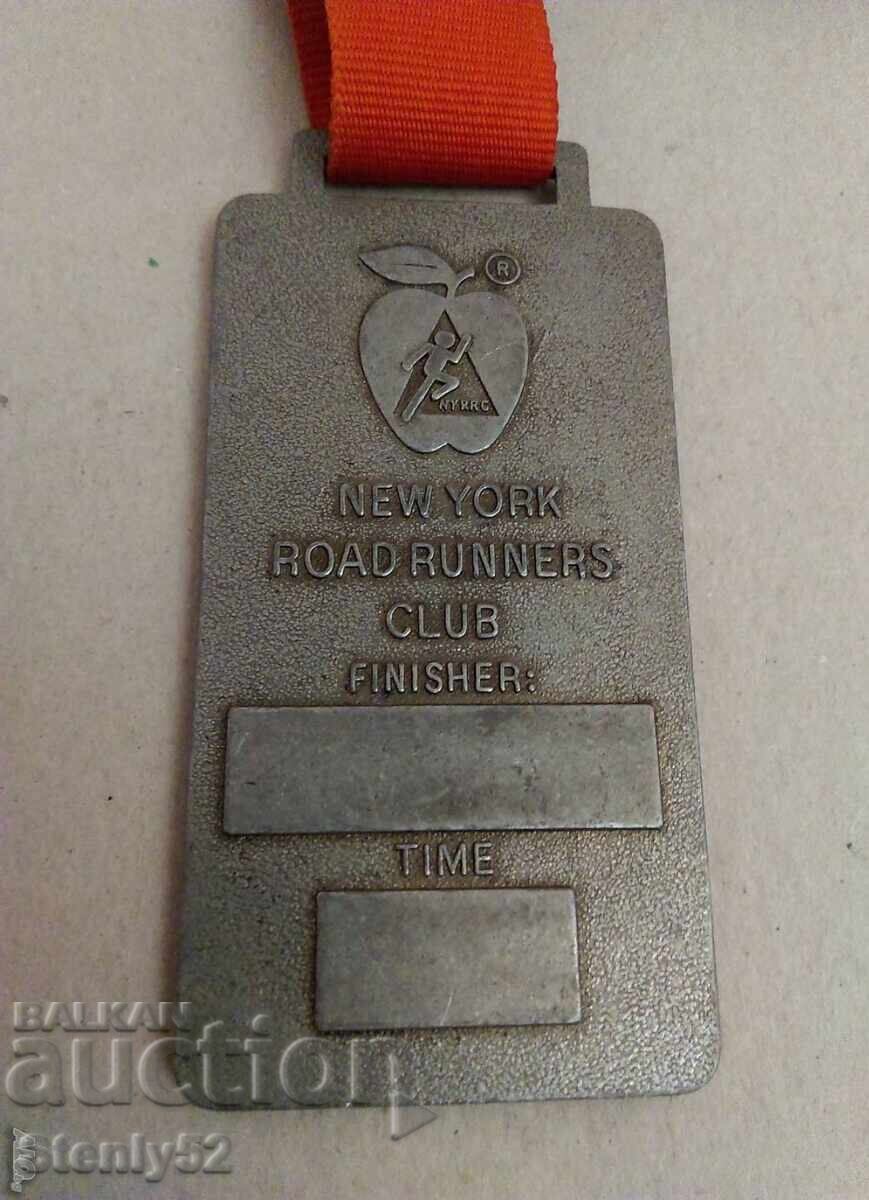 Възпоменателен медал от Ню Йорк "97 маратон с цена 20.00 лв. | € 10.23 Възпоменателен медал от Ню Йорк "97 маратон с цена 20.00 лв. | € 10.23