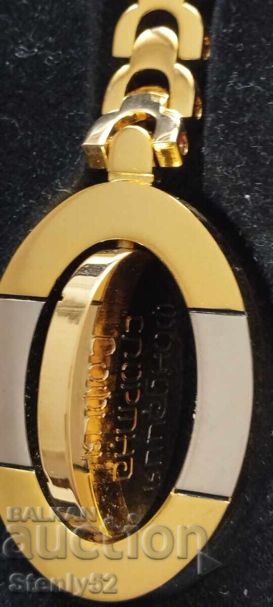 Delivery of Luxury key chain "Sports Sofia Foundation" Delivery of Luxury key chain "Sports Sofia Foundation"