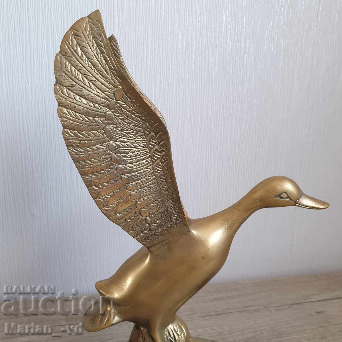 Χάλκινη φιγούρα πάπιας με τιμή 100.00 BGN | € 51.13 Χάλκινη φιγούρα πάπιας με τιμή 100.00 BGN | € 51.13