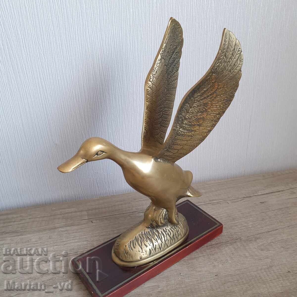 Παράδοση Χάλκινη φιγούρα πάπιας Παράδοση Χάλκινη φιγούρα πάπιας