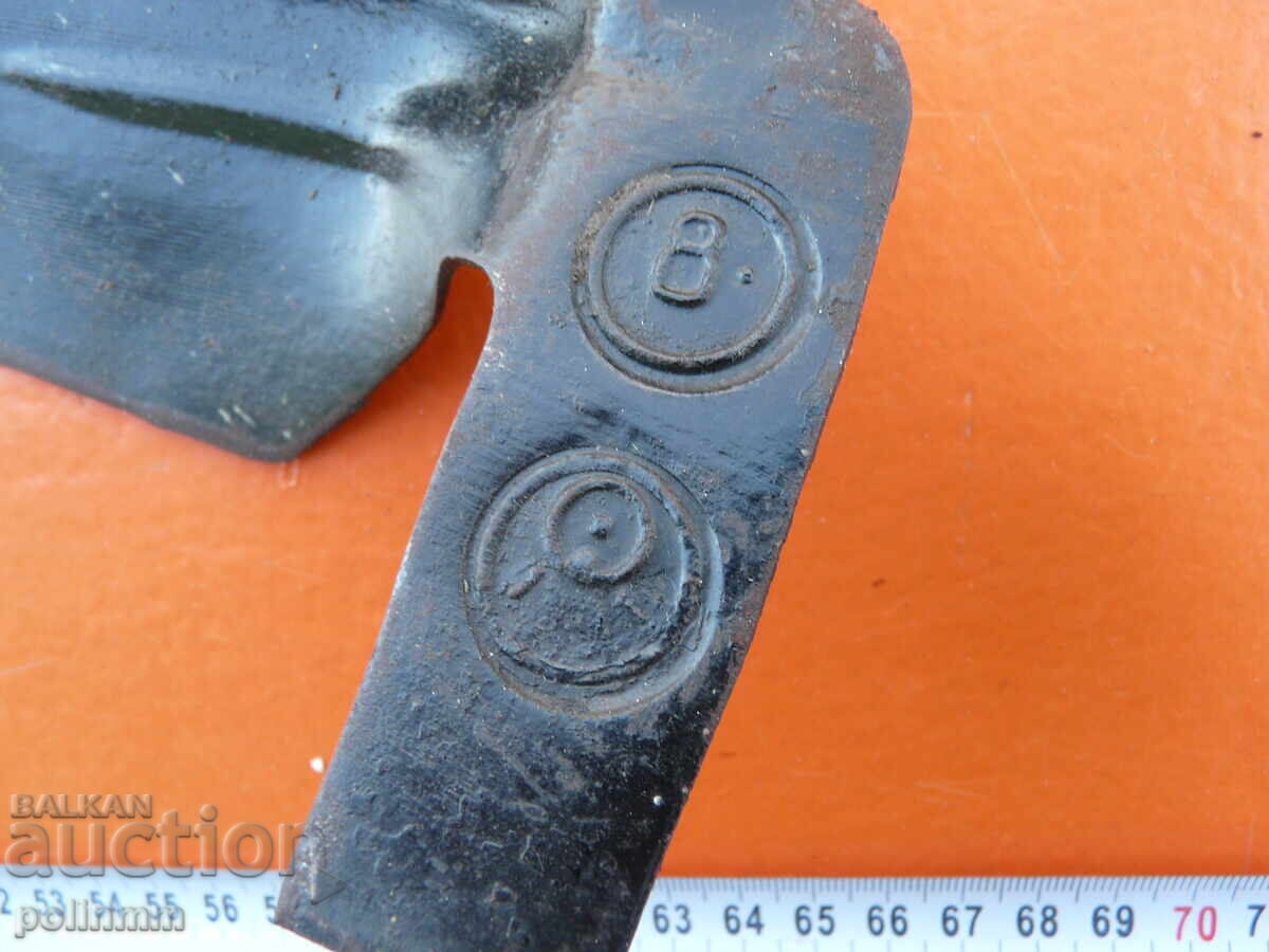 Auction Old farm scythe Auction Old farm scythe