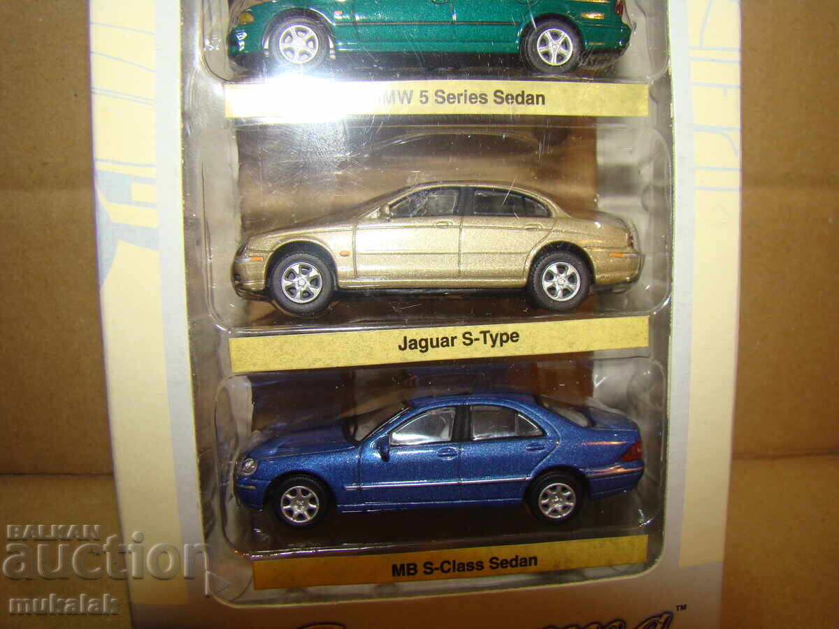 Auction 1:72 HONGWELL BMW MERCEDES CAR MODEL Auction 1:72 HONGWELL BMW MERCEDES CAR MODEL