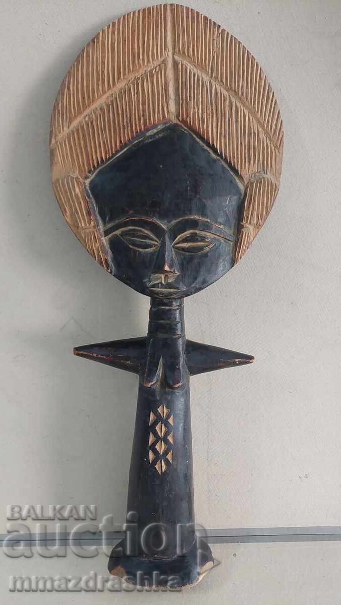 Totem african, figurină