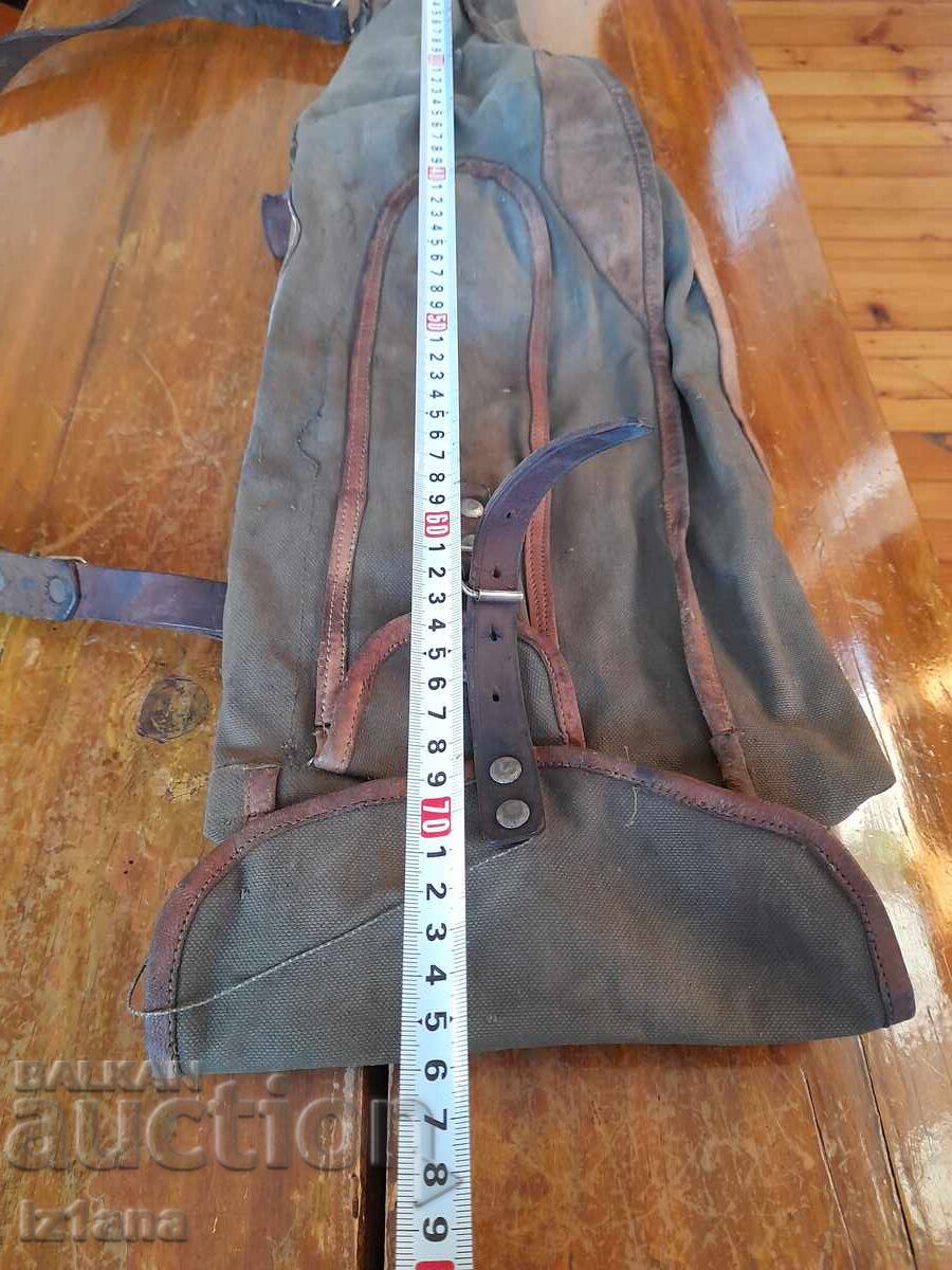 Delivery of Old rifle case