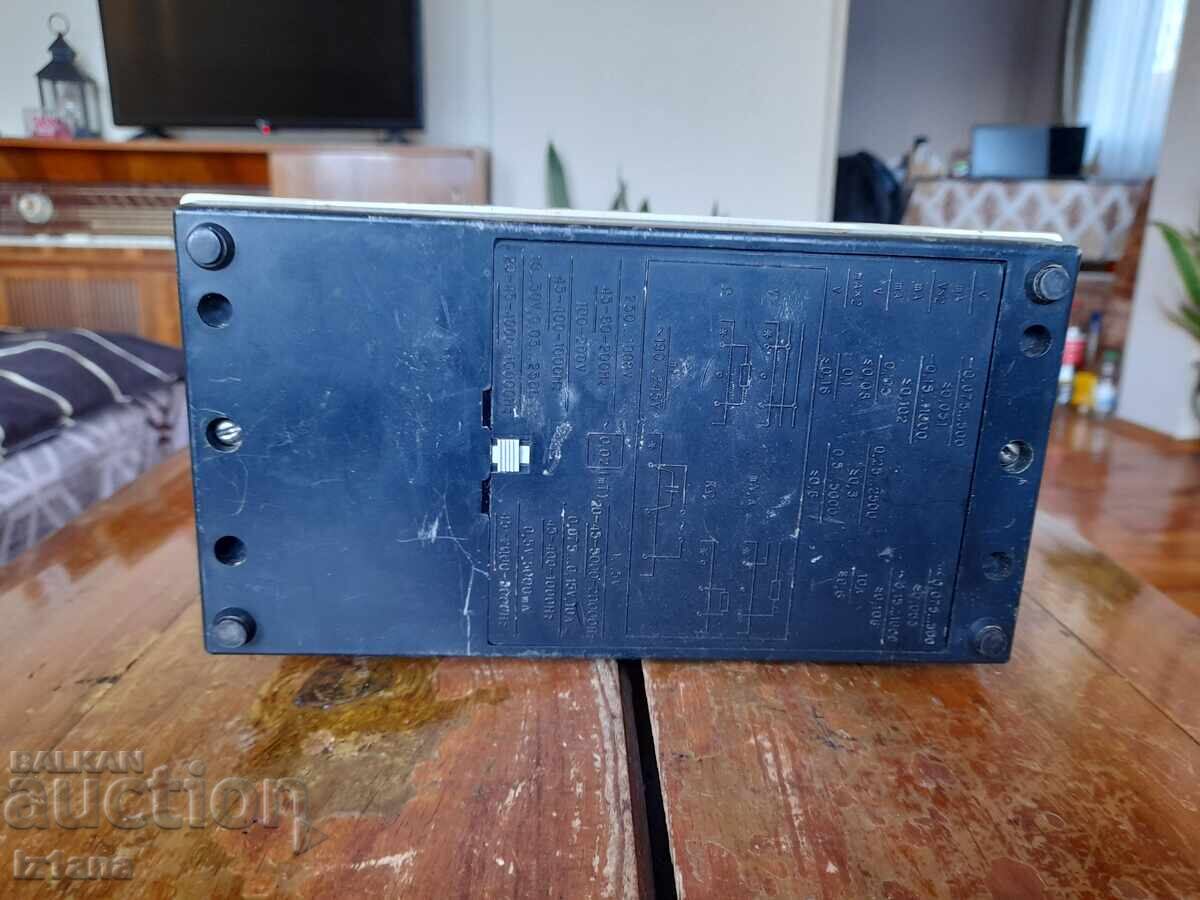 Livrarea Multimetru vechi 43101
