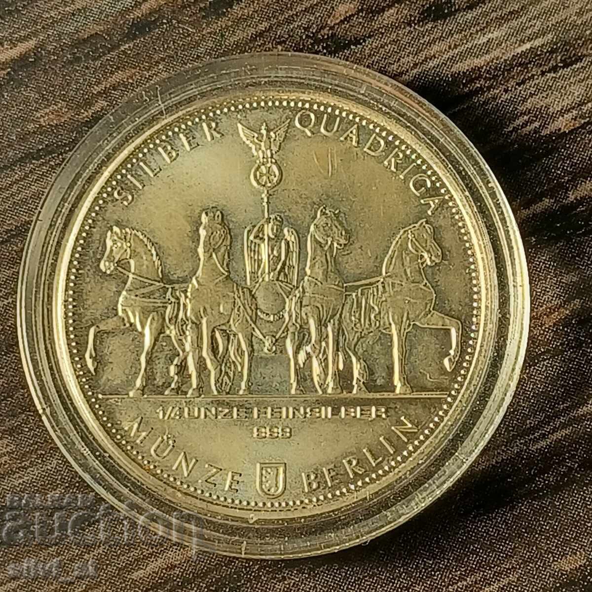 Berlin 1/4 oz 2014