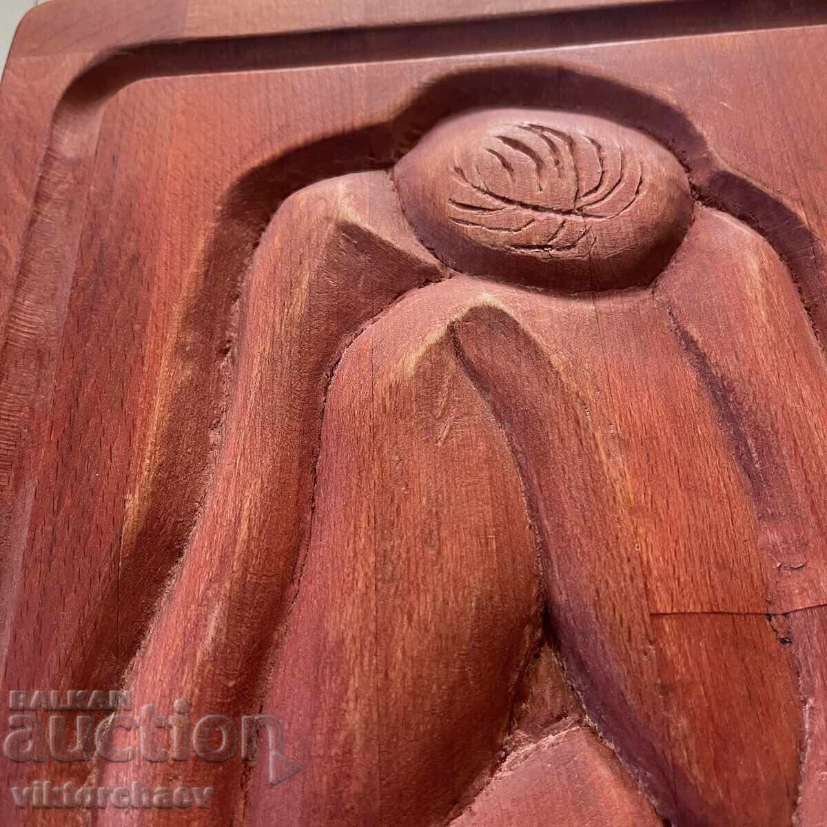 Auction Interesting wood carving Auction Interesting wood carving