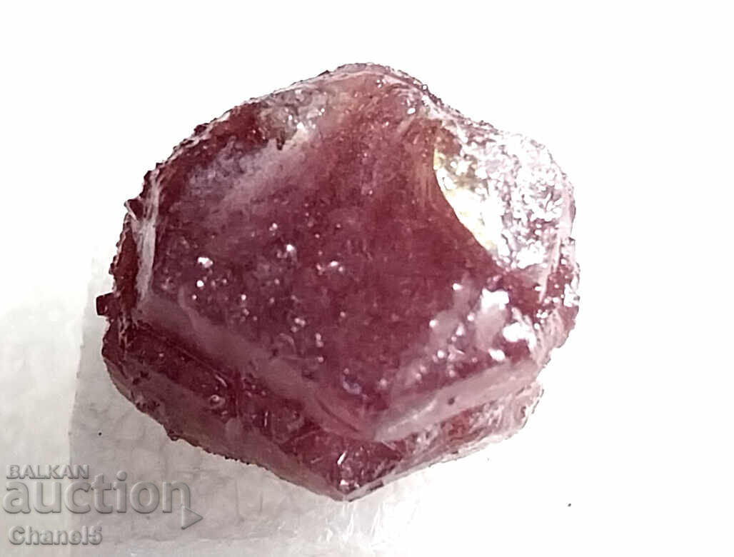 NATURAL RAW RUBY - 28.70 ct (664) with price 28.00 BGN | € 14.32 NATURAL RAW RUBY - 28.70 ct (664) with price 28.00 BGN | € 14.32