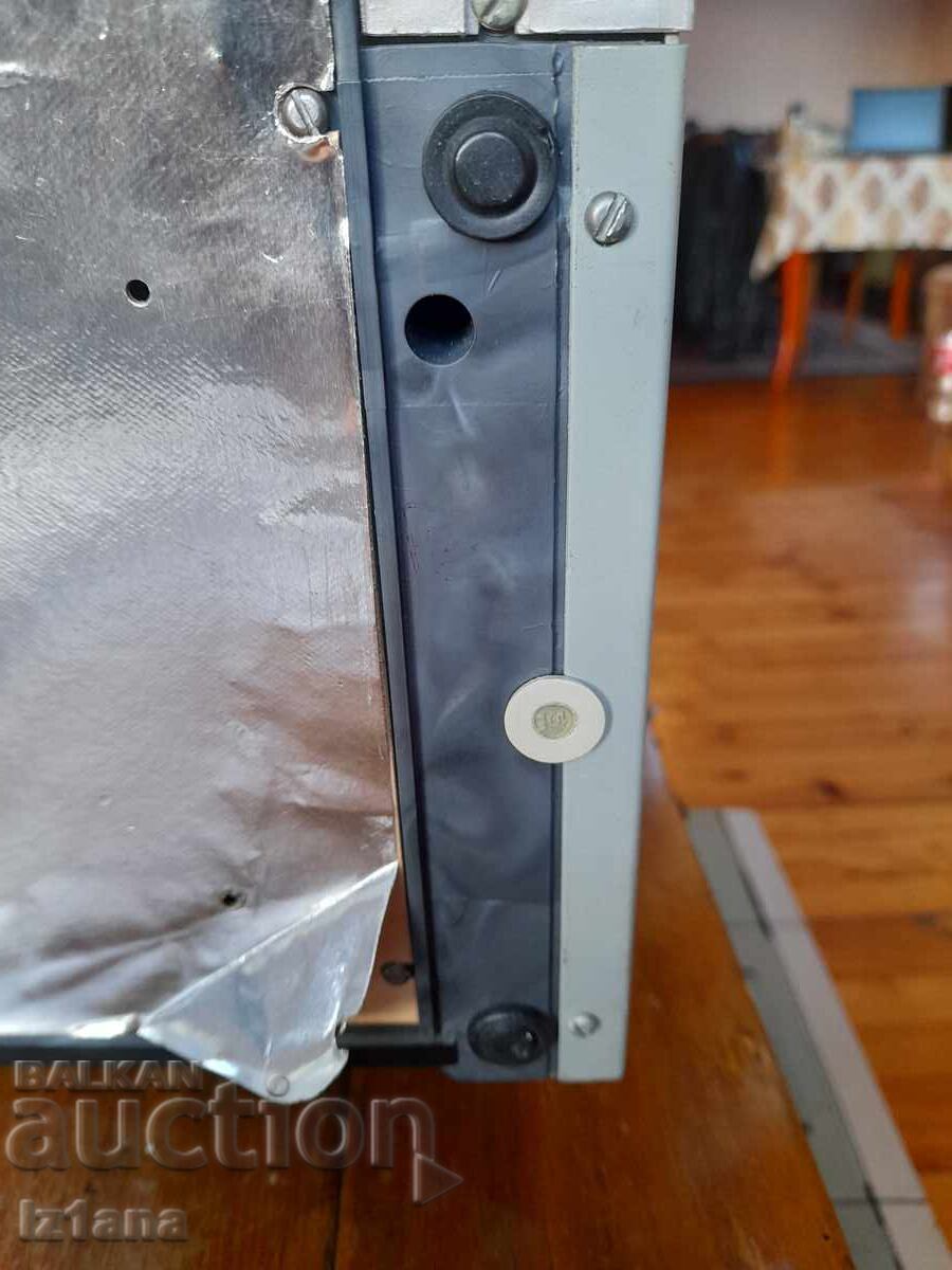 Old Amplifier Resprom U 202 - 6 Old Amplifier Resprom U 202 - 6